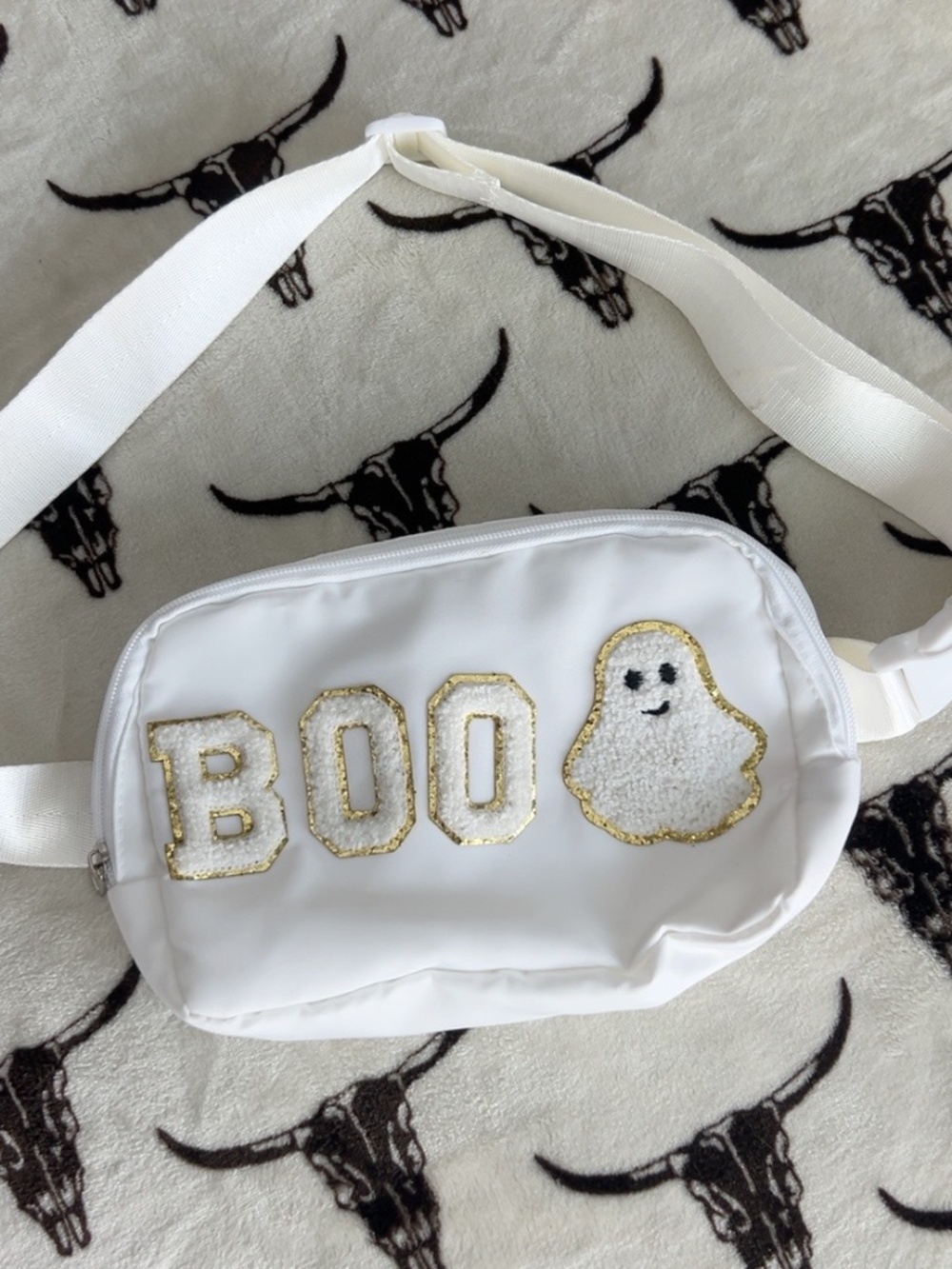 White BOO Ghost Halloween Belt Bag Fanny Pack Chenille Gold Glitter